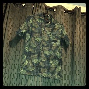 Van Heusen  Button up Hawaiian T shirt